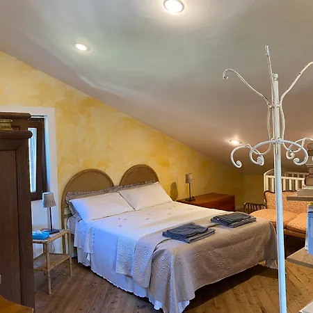 Bed & Breakfast Corelli & Company Rose Musica E Libri Santa Marta